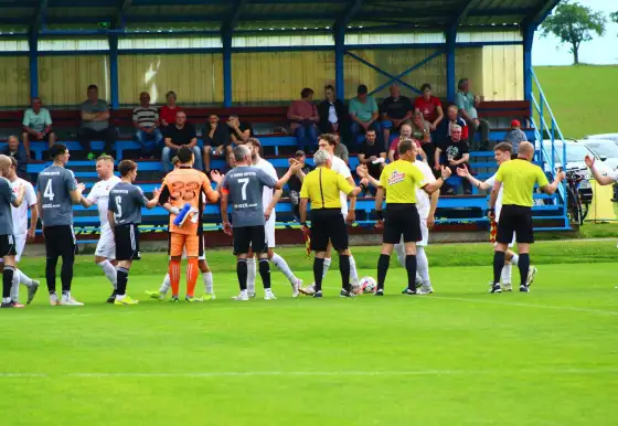 Uničov "B" : Rapotín 4:2