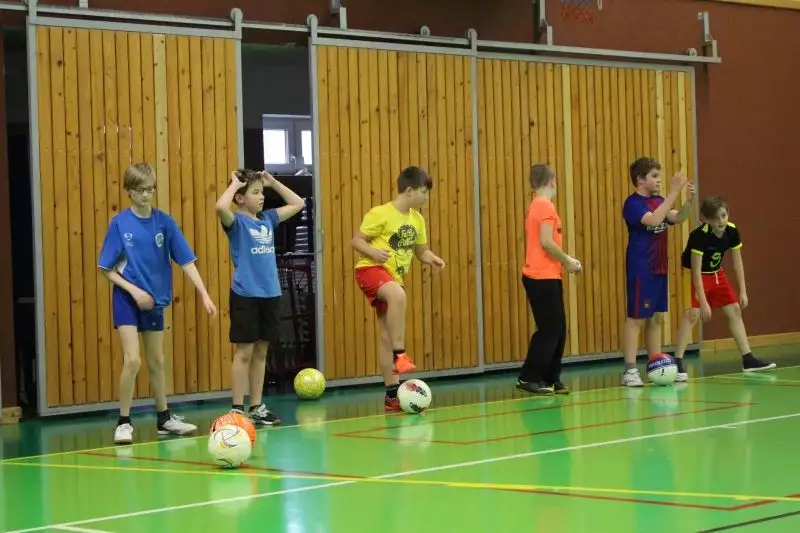 Rapotínská přípravka v tréninkové akci a jejich přípravná utkání